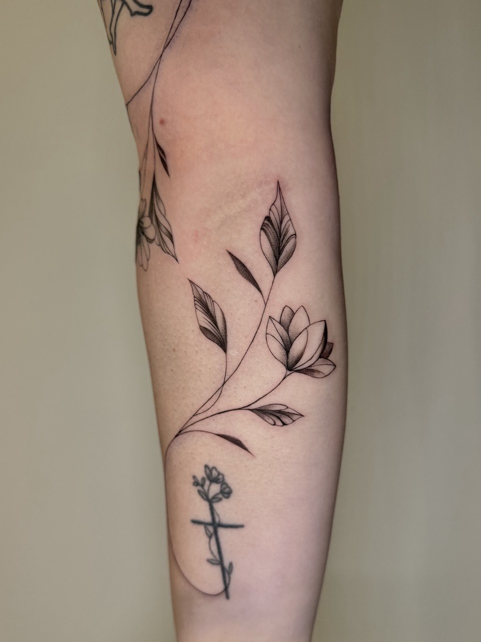 Tattoo work by Ivy at Unscripted Ink NYC — Fine Line · Subtle Detail · Small Scale — portfolio image 2